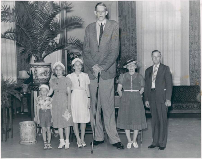 Robert Wadlow - the tallest man in recorded history